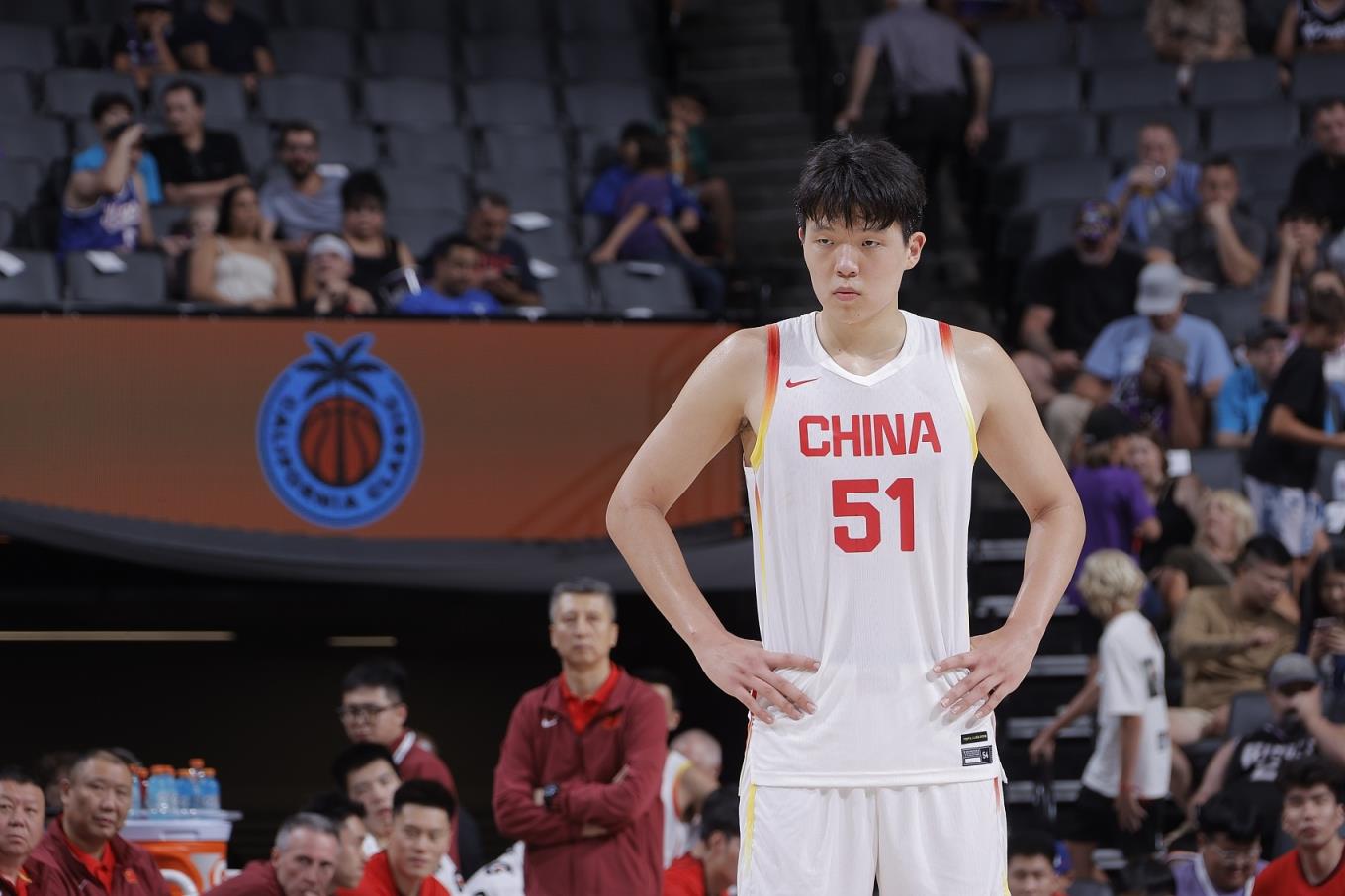 尼克-杨：杨瀚森明年应该有理由成为NBA状元 中国有个好苗子来了